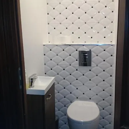 Cute Near The Centrum